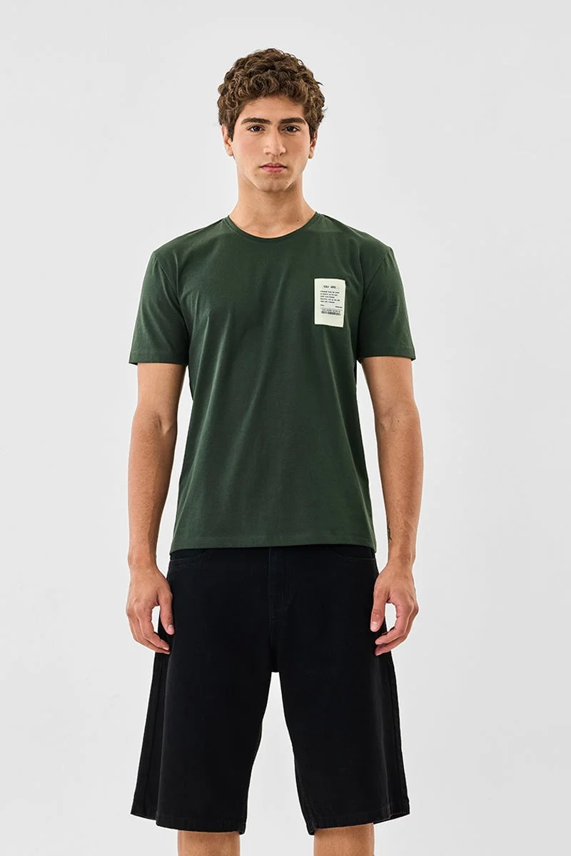 سنيتش تيشيرت أخضر بقصة عادية